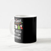 Mug Most Likely To Play Video Games Funny Christmas Ga (Devant gauche)