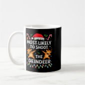 Mug Most Likely To Shoot The Reindeer Family Christmas (Gauche)