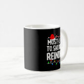 Mug Most Likely To Shoot The Reindeer Funny Matching C (Devant droit)