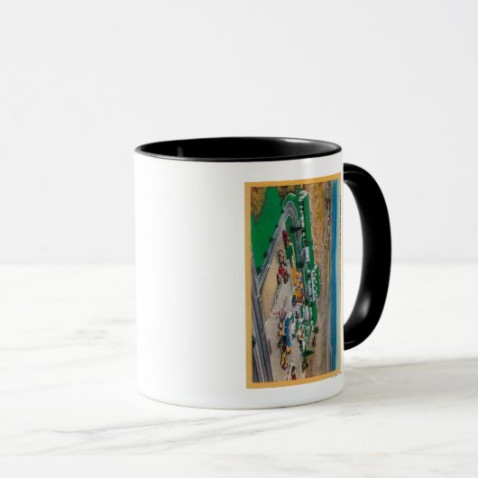 Mug Motel Patmars et moderne Drive-InState (Devant droit)