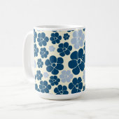 Mug Motif à fleurs - Bleu foncé, Bleu clair et Crème (Devant gauche)