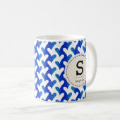 Mug Motif bleu de coeur de mer avec le monogramme (Devant droit)