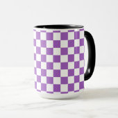 Mug Motif classique violet et blanc À damiers (Devant droit)