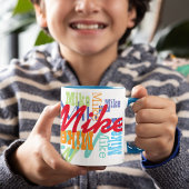 Mug motif cool de noms de couleurs différentes