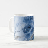 Mug motif côtier abstrait en marbre bleu (Devant gauche)