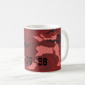 Mug Motif de camouflage rouge (Devant droit)
