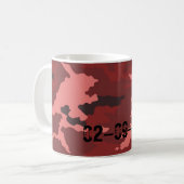 Mug Motif de camouflage rouge (Devant gauche)