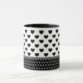 Mug Motif de Coeurs Noir Et Blanc Élégant (Centre)