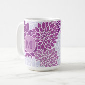 Mug Motif de dahlia floral violet monogrammé initial (Devant gauche)