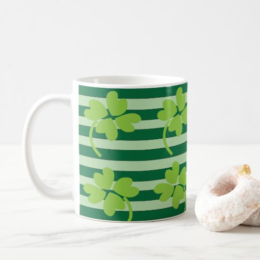 Mug Motif de Jour de la Saint Patrick de trèfle vert à (Avec donut)