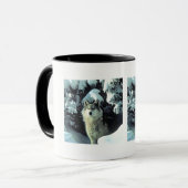 Mug Motif de loup dans les pins d'hiver (Devant gauche)
