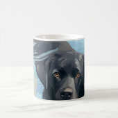 Mug Motif de natation du Labrador noir (Centre)
