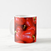 Mug Motif de poivrons rouges dans un design pointu (Devant gauche)