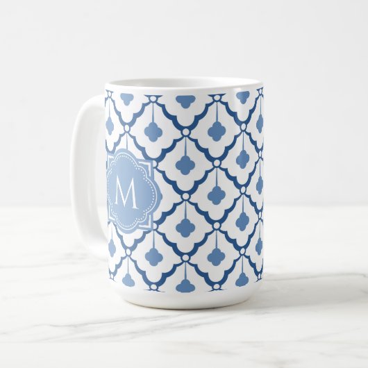 Mug Motif en céramique chinois bleu avec Monogram (Devant gauche)