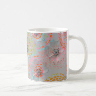 Mug motif floral coloré avec des lignes graphiques en