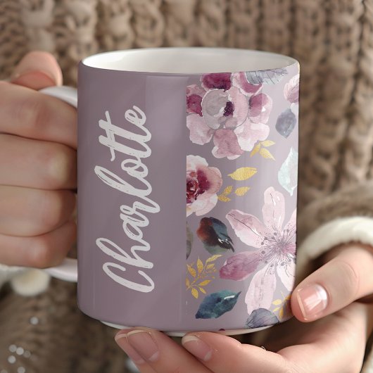 Mug Motif floral de lilas monogramme 