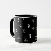 Mug Motif gothique de symboles (Devant gauche)