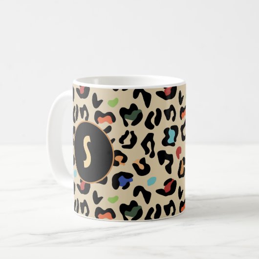 Mug motif léopard coloré avec monogramme (Devant gauche)