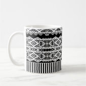 Mug Motif noir et blanc avec dentelle et patchwork (Gauche)