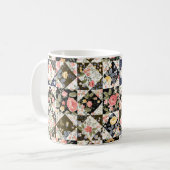 Mug motif patchwork transparent avec fleurs (Devant gauche)