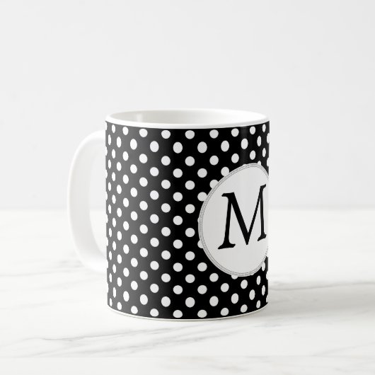 Mug Motif Pois Monogramme personnalisé en noir (Devant gauche)