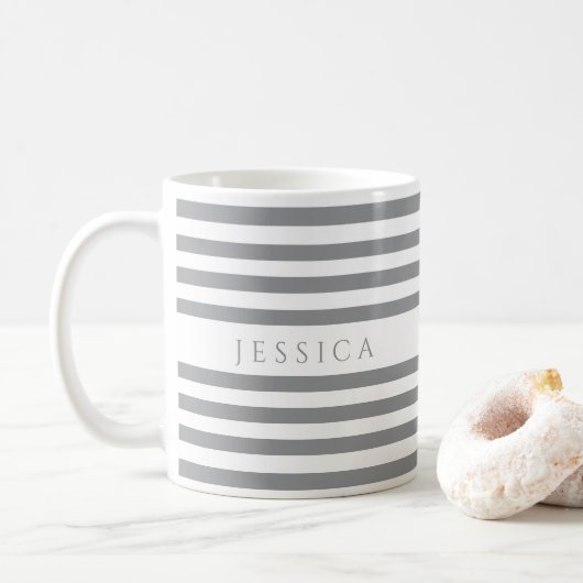 Mug Motif rayures grises minimalistes Nom (Avec donut)