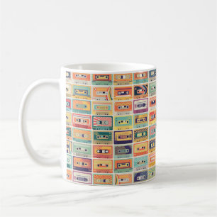 Mug Motif sans couture avec cassettes audio dans un re