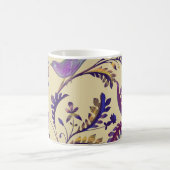 Mug Motif sans couture avec oiseaux et branches avec e (Centre)