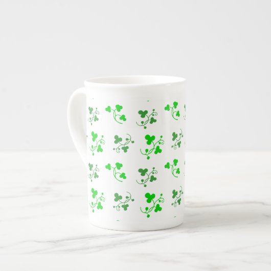 Mug Motif Shamrock vert (Devant gauche)