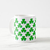 Mug Motif vert de shamrocks (Devant gauche)