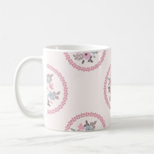 Mug motif vintage de sac à dos en petites fleurs. Mill