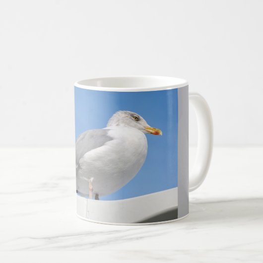 Mug Mouette de hareng fermé perché sur le cabine de ba (Devant droit)