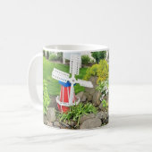Mug Moulin à vent Jardin Décor (Devant gauche)
