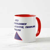 Mug Mug, commandant de l'ENTJ (Devant droit)