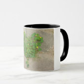 Mug muqueuse avec conception naturelle du coeur de trè (Devant droit)