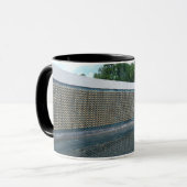 Mug Mur de la liberté commémorative 2ème guerre mondia (Devant gauche)