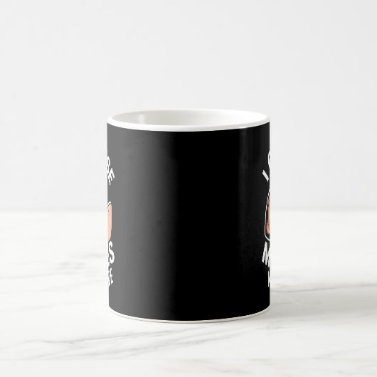 Mug Muscles drôles écrivant du code disant programmeur (Centre)