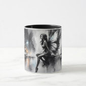 Mug Mystique ailée fille noir et blanc urbain (Centre)