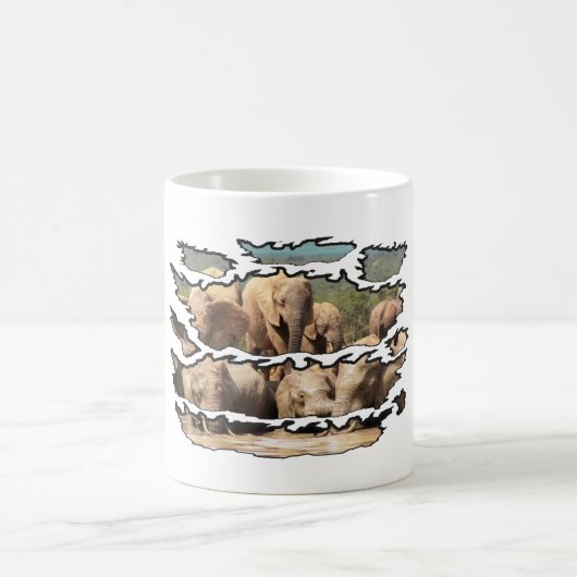 Mug Nage d'éléphant sauvage déchiré (Centre)