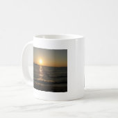 Mug Naklua Beach Sunset .. Pattaya, Chonburi, Thaïland (Devant gauche)