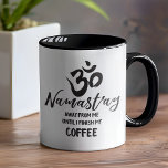 Mug Namaste Away from Me Funny Coffee Zen Citation<br><div class="desc">Namast'ay Mug - Traditionnellement Namaste est un salut avec respect ou une façon simple de dire bonjour et offrir des voeux de bonheur. Mais soyons honnêtes ici, avant que le café certains d'entre nous ne soient un peu nous dirons... inaccessible. Alors donnez aux gens une idée de la façon dont...</div>