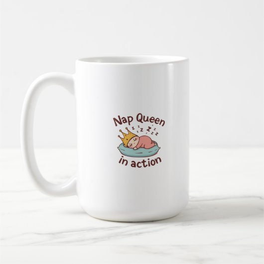 Mug Nap Queen in Action Baby Design (Gauche)