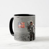 Mug NASA Apollo 17 lunar landing mission, 1972 (Devant gauche)