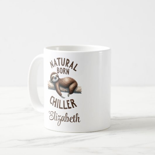 Mug "Natural Born Chiller" Jote Sloth & Script Nom (Devant gauche)