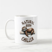 Mug "Natural Born Chiller" mignonne Drôle Sleeping Slo (Gauche)