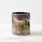 Mug Navajo Horses Run Free sur le Canyon Floor (Centre)