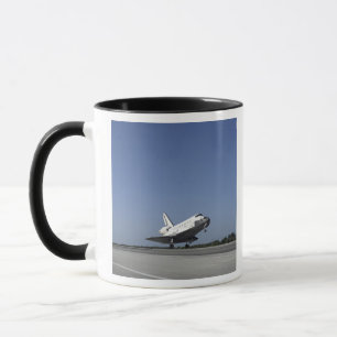 Mug Navette spatiale Atlantis approchant de la piste 3