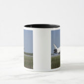Mug Navette spatiale Découverte atterrit sur la piste  (Centre)