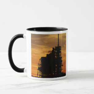 Mug Navette spatiale l'Atlantide sur la plate-forme de