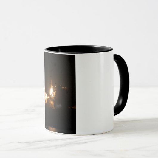 Mug Navette spatiale Terre Orbitale Nuit Spacecraft Ca (Devant droit)